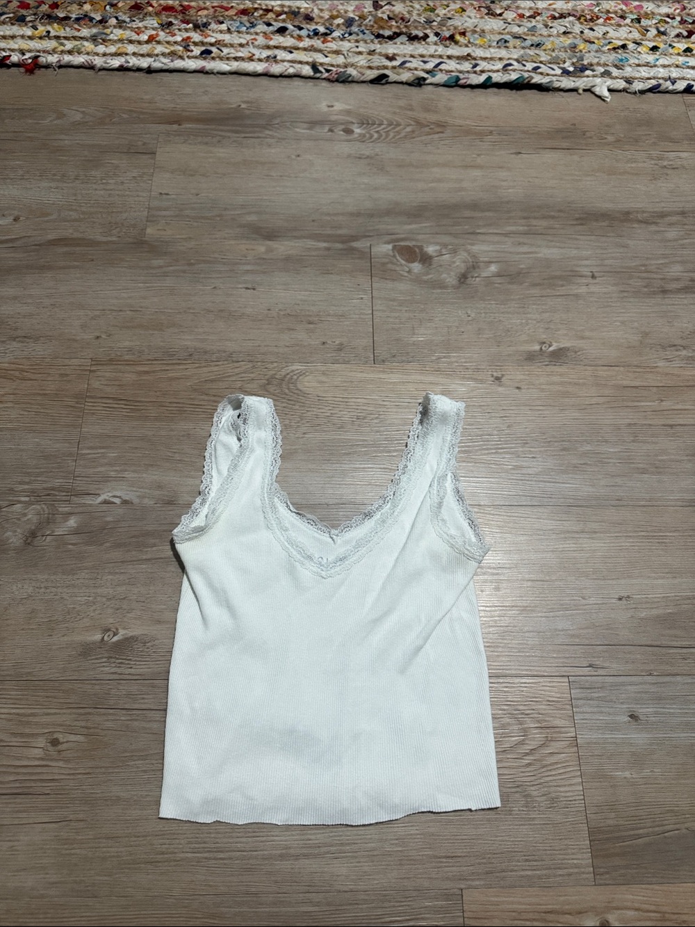 PacSun White Lace-Trim Ribbed Camisole